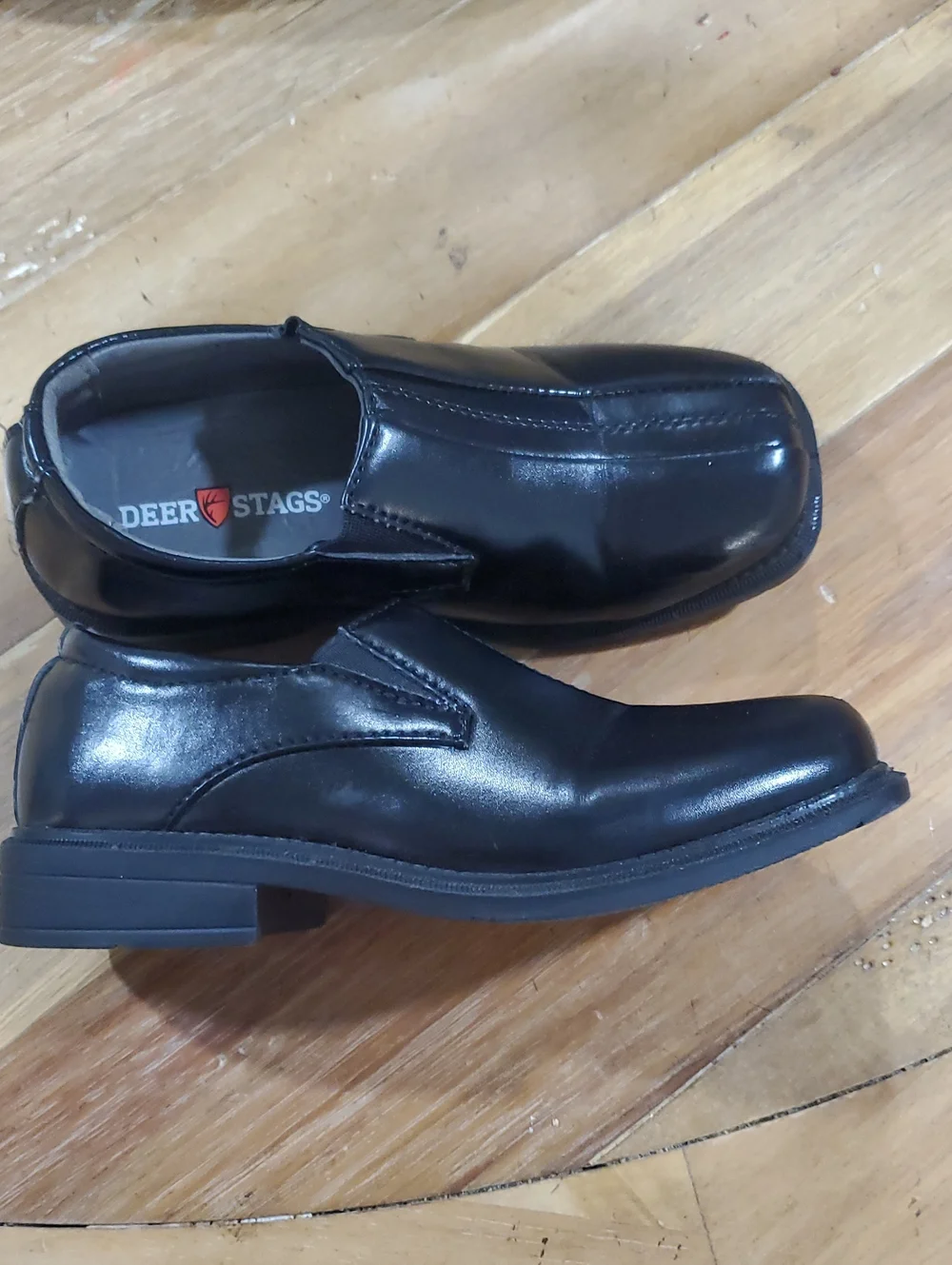 Deer Stags Little Kids Black Slip-On Dress Shoes. Size 12